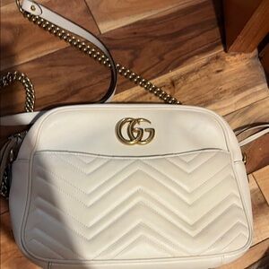 Gucci White GG Marmont Chevron Leather Shoulder Bag